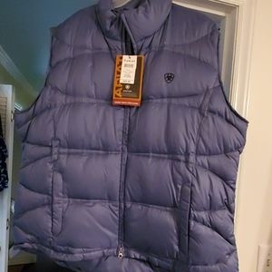 Ariat nwt blue down puffer vest